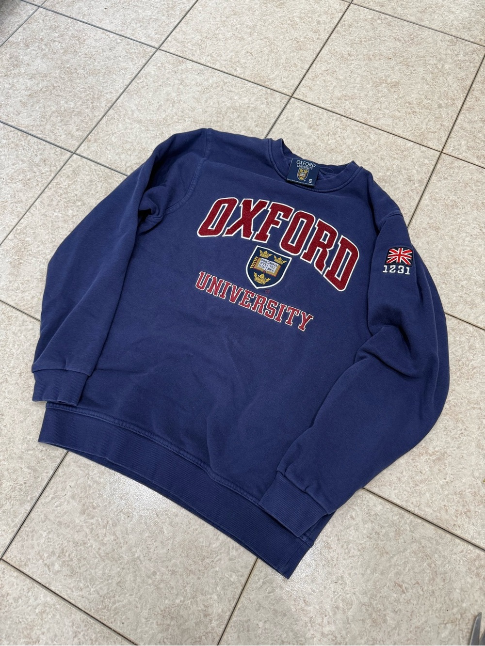 Oxford University Navy Crewneck Sweatshirt - Classic Collegiate Style